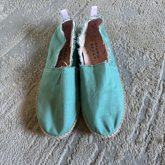 VIONIC BEACH LAGUNA SLIP ON CANVAS ESPADRILLE LOAFERS BLUE 9 - Picture 3 of 10